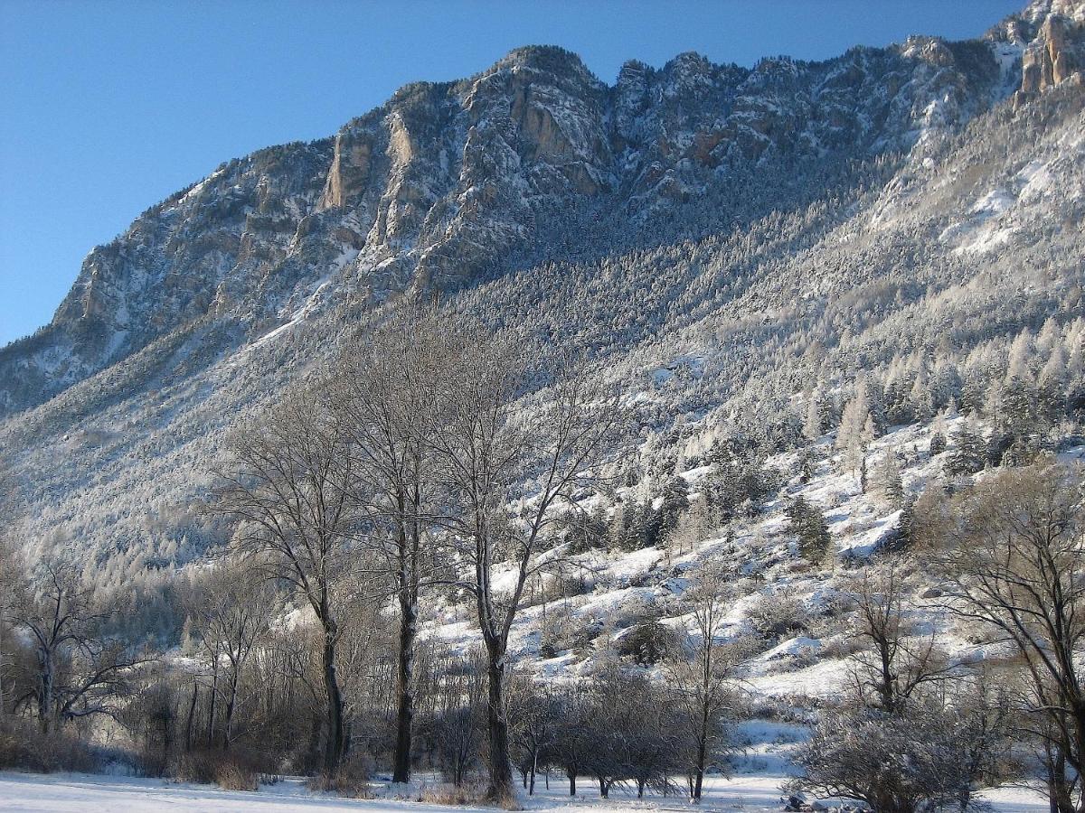 Chambres D'Hotes La Pierre D'Oran LʼArgentière-la-Bessée Rom bilde